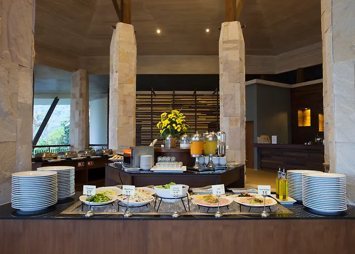 Mandarava Resort And Spa, Karon Beach